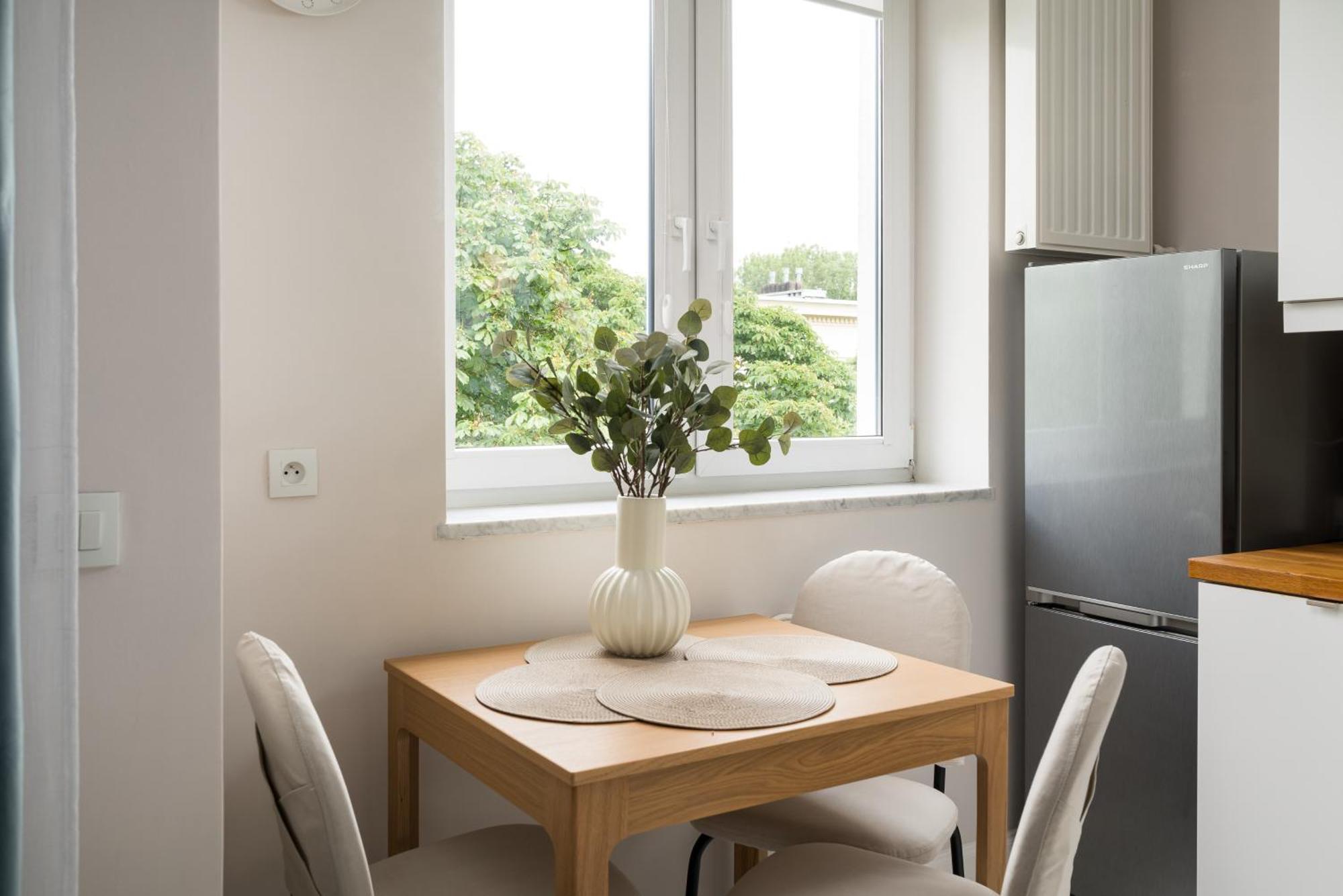 Wola Ratusz Homely Apartment Варшава Экстерьер фото