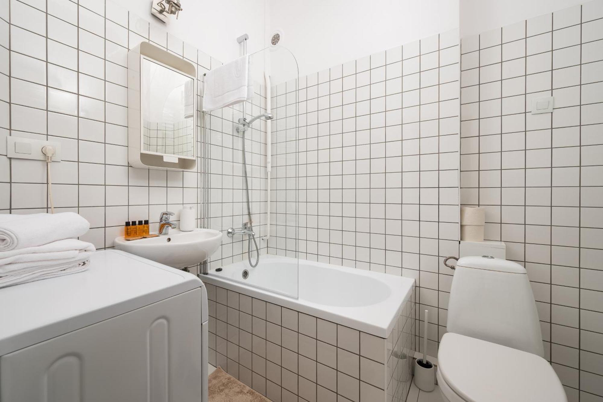 Wola Ratusz Homely Apartment Варшава Экстерьер фото